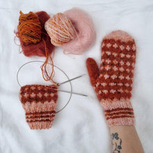 Last inn bildet i Galleri-visningsprogrammet, Harlequin votter