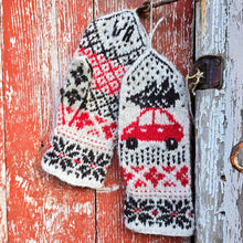 Last inn bildet i Galleri-visningsprogrammet, Hjem til jul votter - adventsmysteriet 2024