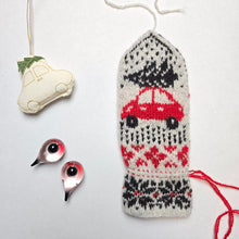 Last inn bildet i Galleri-visningsprogrammet, Hjem til jul votter - adventsmysteriet 2024