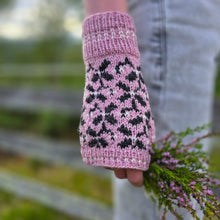 Last inn bildet i Galleri-visningsprogrammet, Mystery Garden Mittens