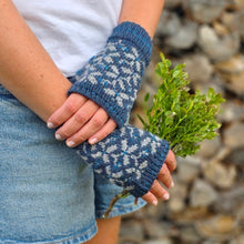 Last inn bildet i Galleri-visningsprogrammet, Mystery Garden Mittens