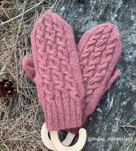 Last inn bildet i Galleri-visningsprogrammet, Lavendel votter