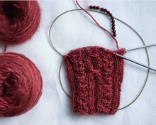 Last inn bildet i Galleri-visningsprogrammet, Perleblomstvotter